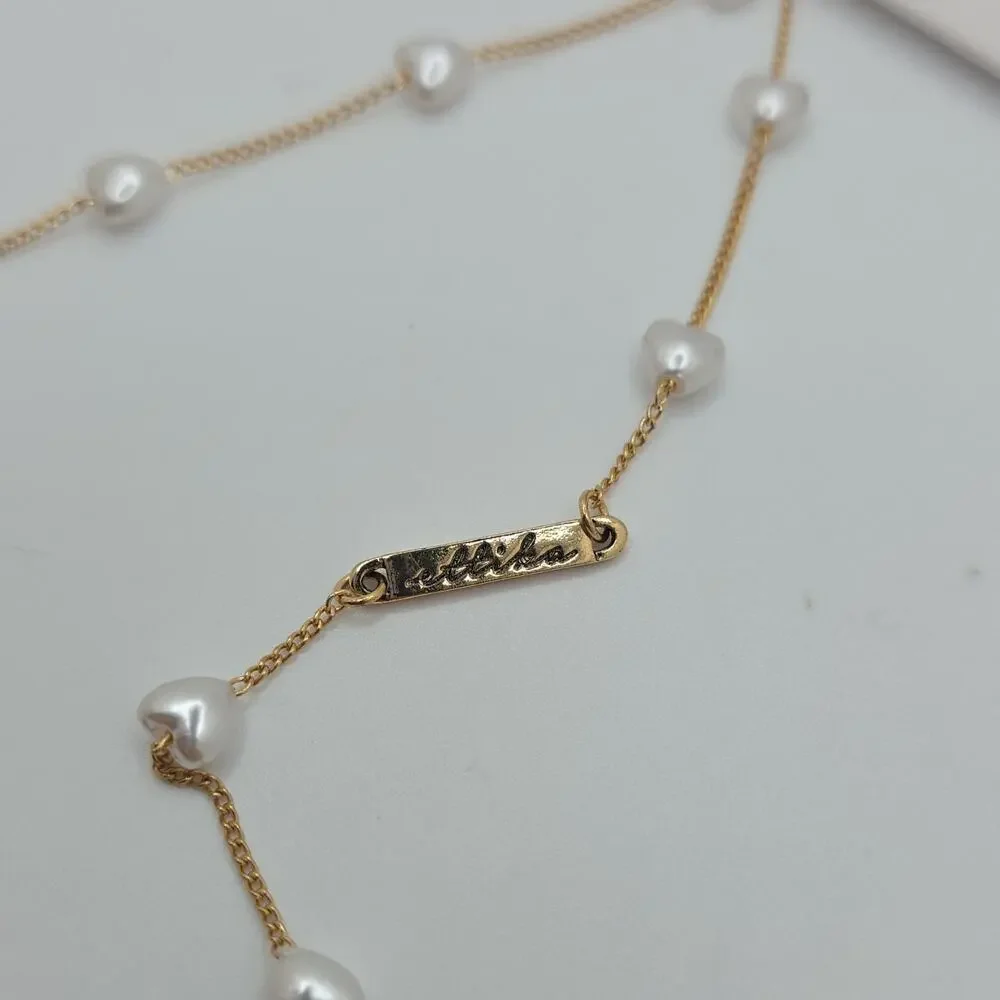 ettika Gold & White Eyewear Chain with Heart-Shaped Pearls Sunglasses Holder